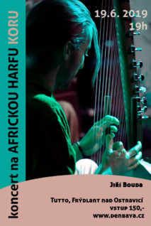 Koncert na africkou harfu koru.